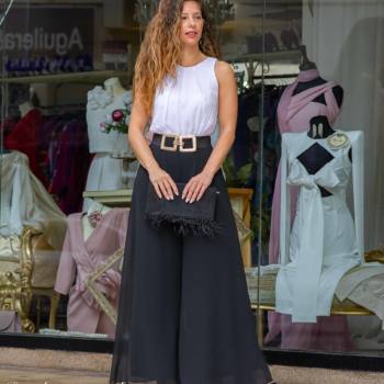 Mono Idalia (Blanco y Negro)