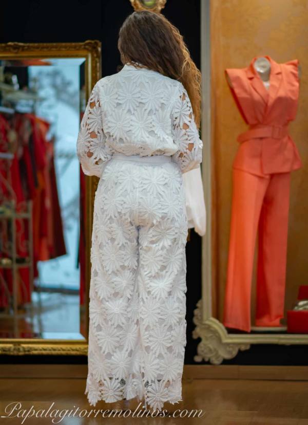 Conjunto Flores Perforado - Imagen 2